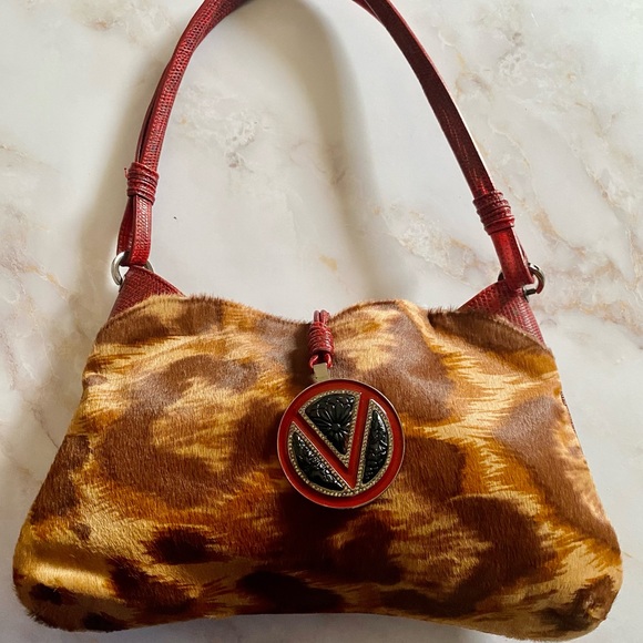 Valentino Garavani Shoulder bag - Picture 1 of 13